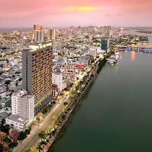 호텔 Wink Icon Riverside - Luxury - 24hrs & Rooftop Pool Bar *****